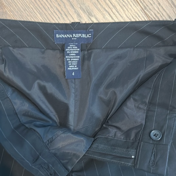 Banana Republic black pinstripe trousers - Picture 4 of 9